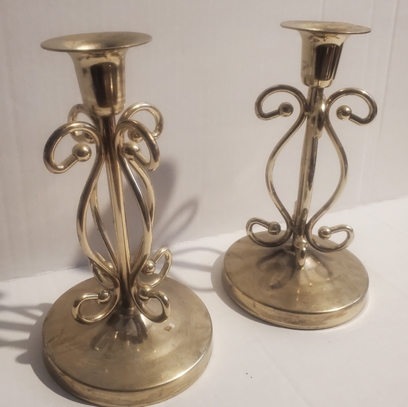 Decorative Candlestick Holder Pair Vtg Metal Material Poss Silverplate Or Brass - Picture 2 of 12